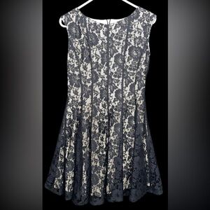 Julian Taylor Dress Size 8